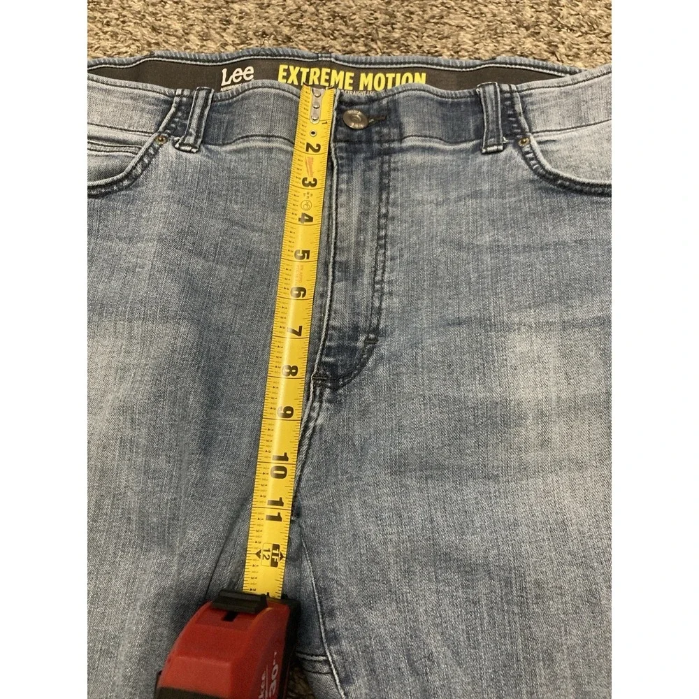 Lee Extreme Motion Slim Fit Straight Leg Jeans Men's 42x32 Light Wash Stretch